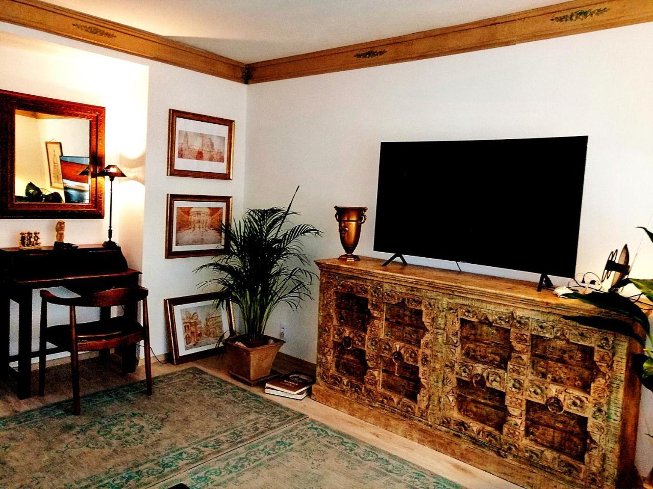 Entrez Apartment 1 Kosice Ngoại thất bức ảnh