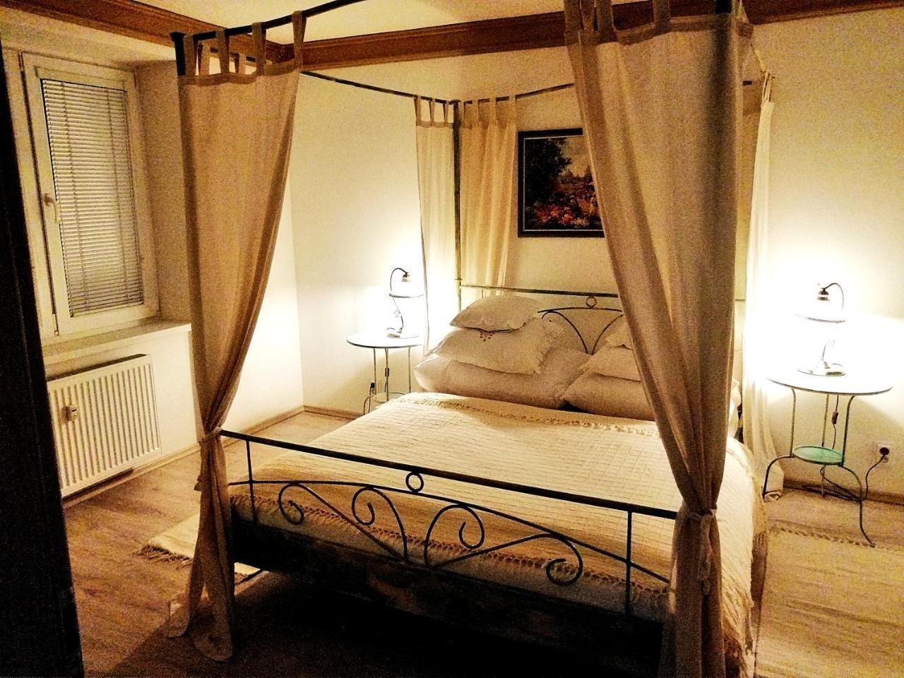 Entrez Apartment 1 Kosice Ngoại thất bức ảnh
